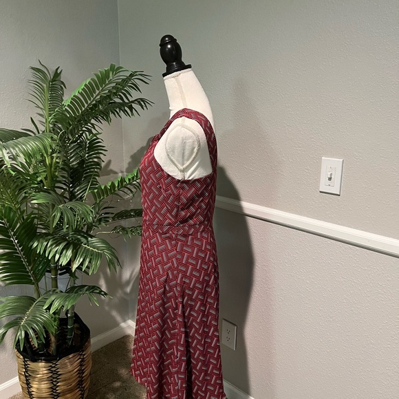 Banana Republic Sleeveless Summer Dress - Picture 2 of 4